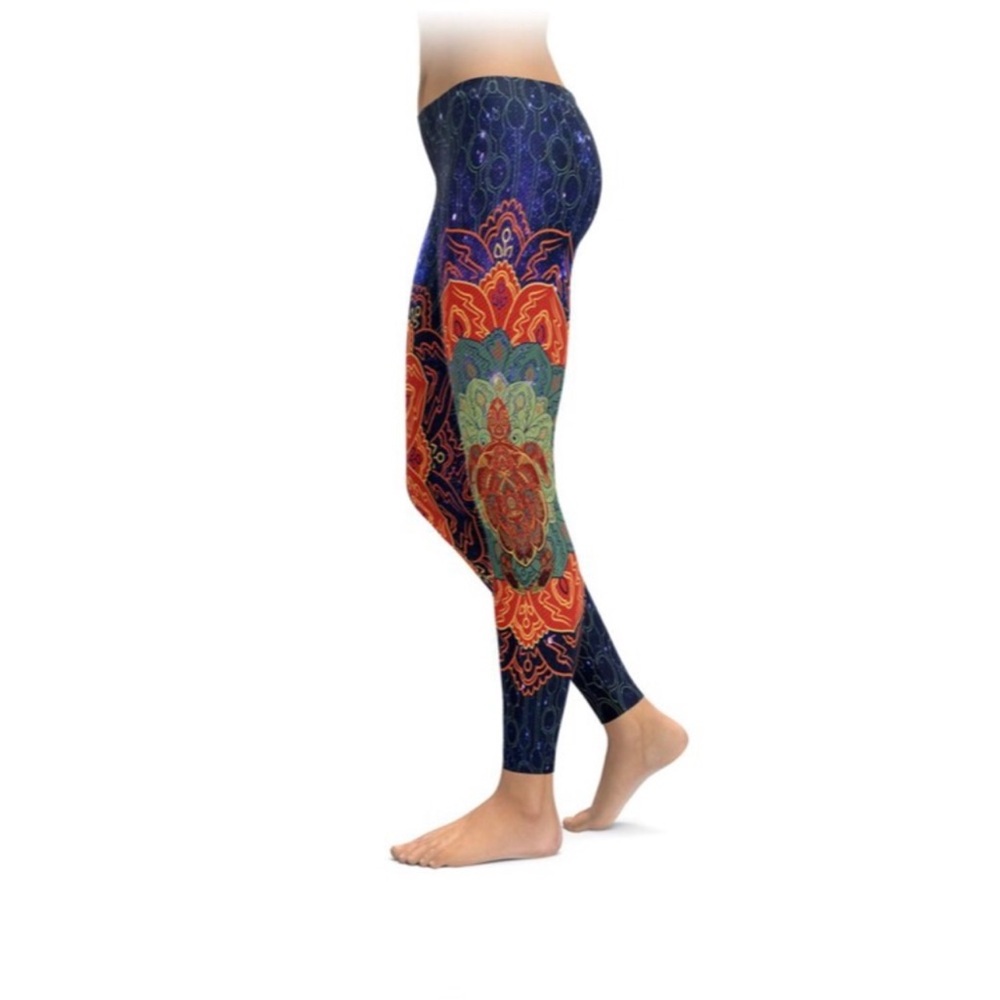 Brave New Look Sz L Mandala Turtle Leggings